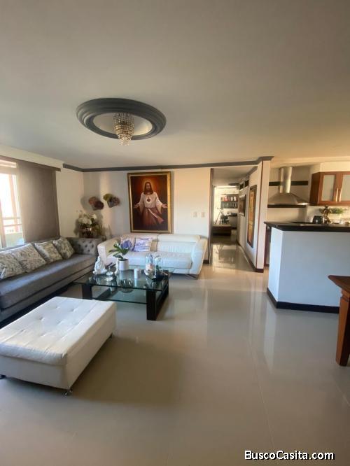 Venta de apartamento en la loma de los Bernal 