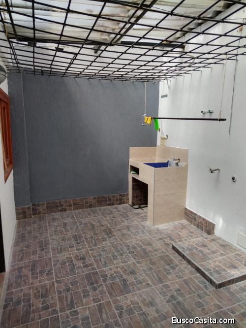 se vende casa remodelada bien ubicada 
