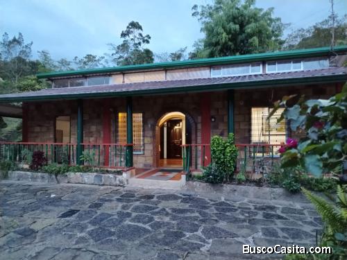 Finca ubicada en la vereda La Maria - Municipio de Albán Cundinamarca