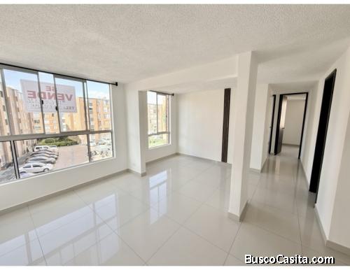 Apartamento remodelado 60 mt en Azafran Ciudad Verde-Soacha, 3 alcobas - 2 baños, cocina nueva.