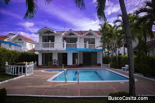 Invierta en Colombia, en Clima Caliente y a sólo 2 horas de la Ciudad de Bogotá.