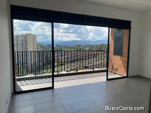 Apartamento excelente ubicación, muy buena iluminación natural rodeado de zonas verdes.