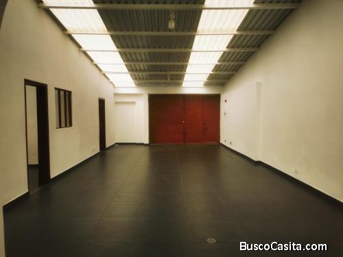 arriendo bodega para mediana empresa