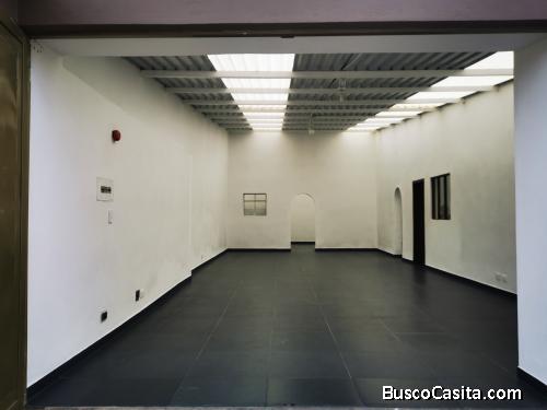 Arriendo bodega para mediana empresa en usaquen bien ubicada