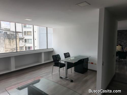 RENTA DE OFICINAS TODO INCLUIDO EN EL CENTRO DE ARMENIA