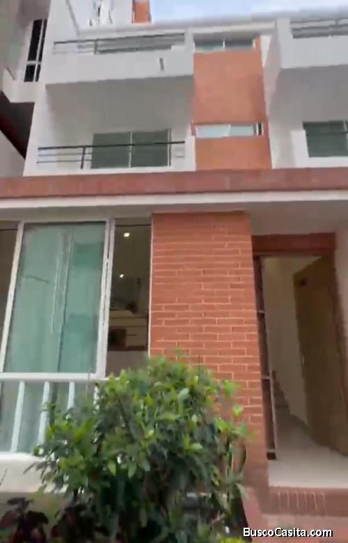 SE VENDE CASA CONJUNTO PARQUE LA COLINA FUSAGASUGA