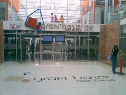 Vendo mini local centro comercial  Gran Bazar