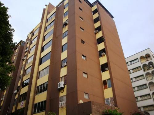 Caraboboinmuebles vende cómodo apartamento en trigal centro Código mls #11-2729