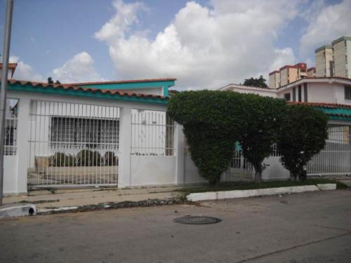 Casa en Venta Los Nisperos Edo Carabobo cód. 11-5088