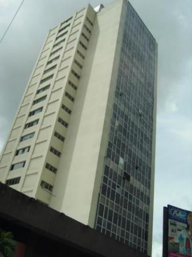  Caraboboinmuebles vende oficina en avenida bolívar  Codigo MLS # 11-923 