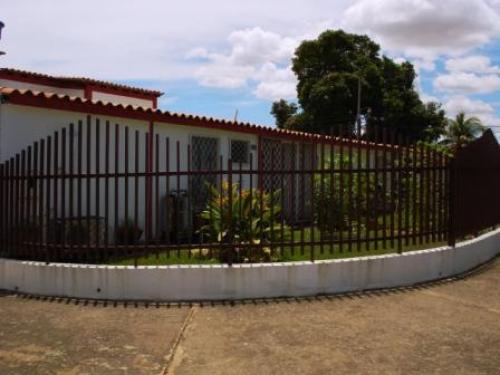 Casita.com ve VENDE CASA EN JARDIN LEVANTE ALTA VISTA SUR
