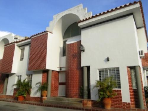 Casa en venta Trigal Norte Edo Carabobo código 11-5230
