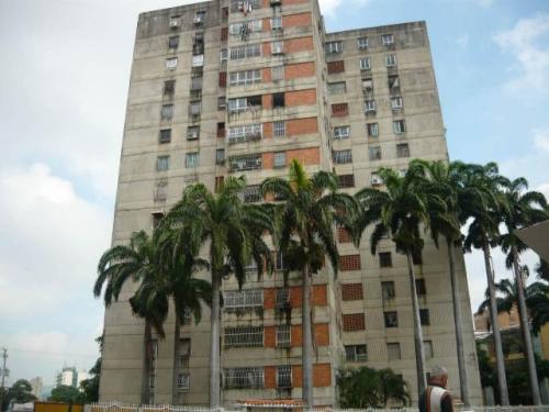 Caraboboinmuebles vende apartamento valencia residencias lara Codico MLS #11-5761