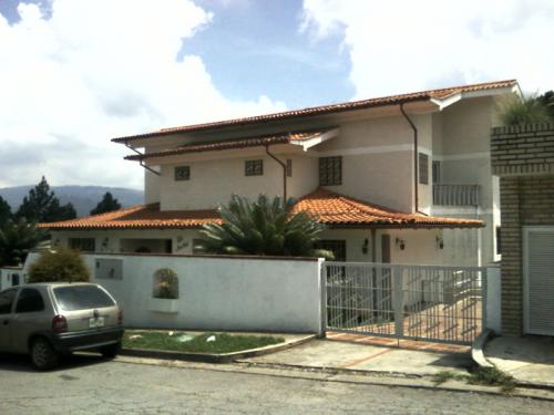Casa en Venta Urb. Los Picachos