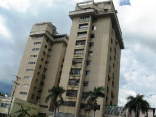 VENTA de OFICINA en ARAGUA, MARACAY-AV. 19 DE ABRIL