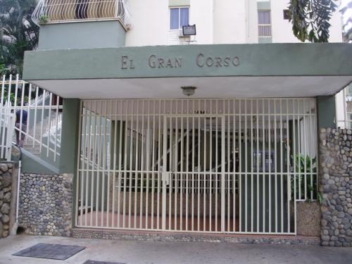 Venta Apartamento, Urb. MACARACUAY