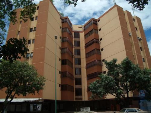 ALQUILER de APARTAMENTO en BARQUISIMETO, Zona Este