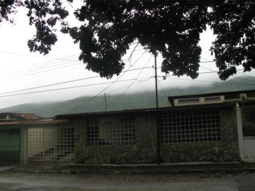  Caraboboinmuebles vende hermosa casa en el naranjal naguanagua Codigo MLS #10-7611