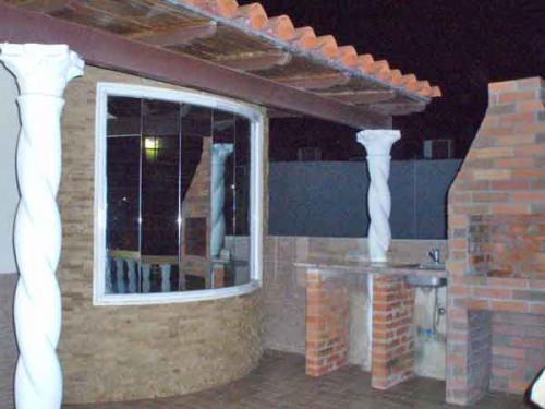 Casa amplia 2 pisos, 6hab/5baños, Urb. Lomas Del Caroni, Puerto Ordaz, 