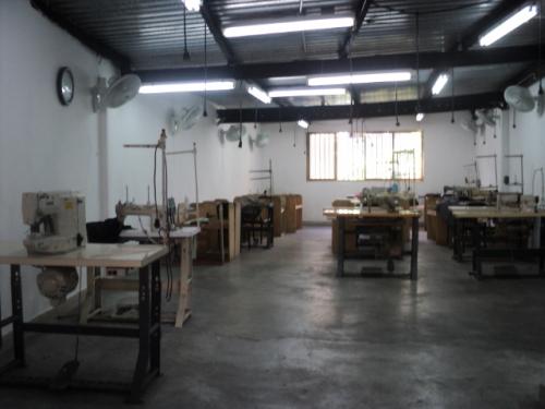 alquilo local de 150 m2 mezzanina en la avenida baralt