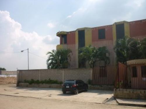 VENTA de GALPON en CARABOBO-LA FLORESTA