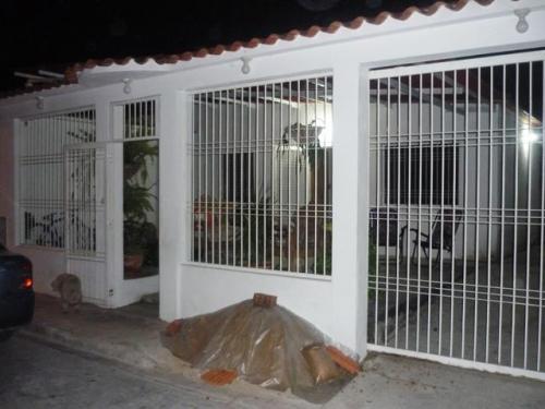 Vendo casa San Joaquin Carabobo cod. 11-4974