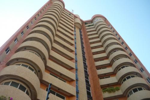 Excelente Apartamento de Lujo Sector 5 de Julio - VENDO ( Mls: 11-1201)