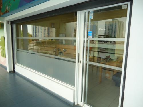 Vendo Local Comercial  C.C. Punta de Mata - ( Mls:  11-4320 ) 