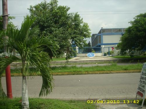 BELLO APARTAMENTO, FRENTE A LA UNIVERSIDAD SIMON RODRIGUEZ