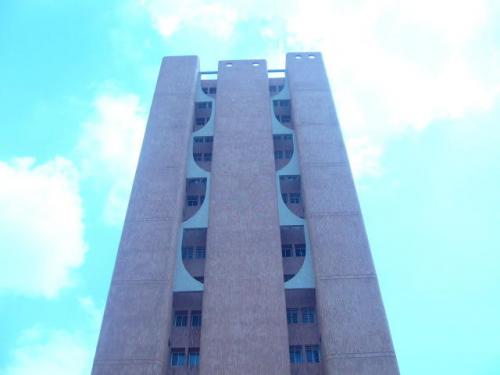 Alquilo Bello Apartamento Tierra Negra ( Mls: 11-6058 ) BF. 7.500.000,oo