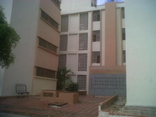 Acogedor y  Economico Apartamenti en VENTA ( Mls: 11-1858 ) Pomona 