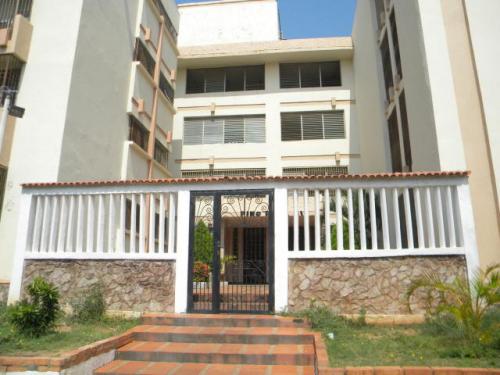 Economico - Economico Apartamento en Venta - ( Mls: 11-5825 ) Pomona 