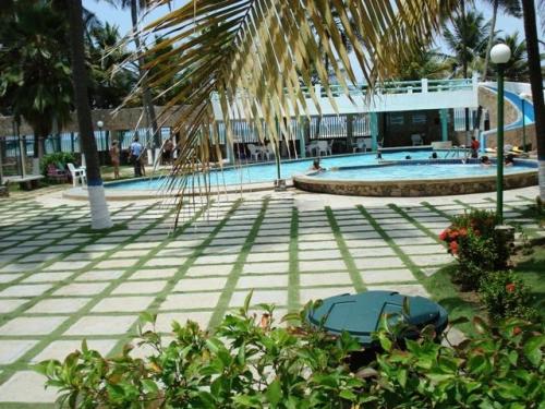 Excelente apartamento en venta Tucacas cod. Rent-A-House: 11-5877