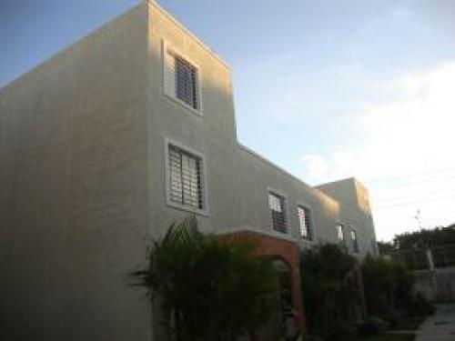 VENTA de cómoda Casa en CABUDARE, ESTADO LARA 11-6333