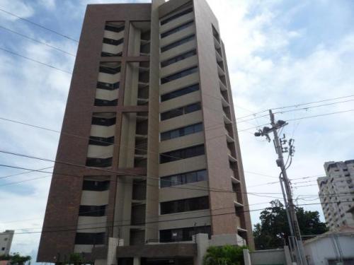Apartamento en Venta en Maracaibo en Avenida Dr. Portillo