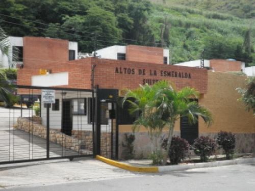 Tonwhouse en Venta San Diego Edo. Carabobo Cod. 11-6409