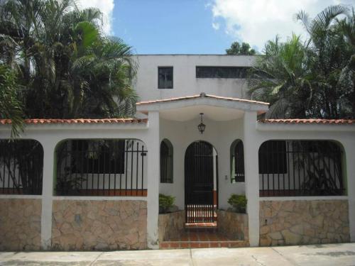 Rent a House D.C. Vende casa en Trigal Centro MLS #11-6639 