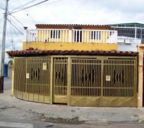 VENTA de CASA en CABUDARE, El Trigal 11-6656