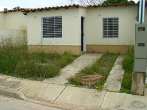 VENTA de excelente CASA en CABUDARE 11-5886