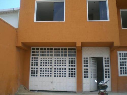 Alquila tu Local Comercial en Plena Avenida Constitucion,6000 BsF, Codigo 11-6155
