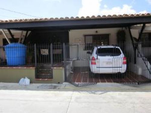 VENTA de CASA en CABUDARE-LOS BUCARES