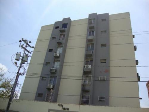 VENTA de bello APARTAMENTO BARQUISIMETO Zona Este 11-3230