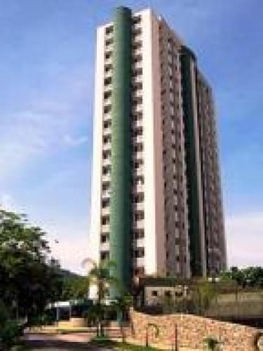 Apartamento  en Venta Los Mangos Edo Carabobo cód. 11-6727
