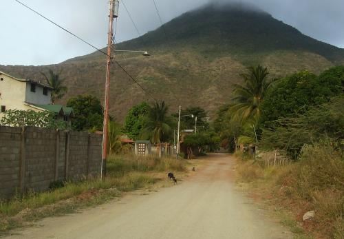 VENDO TERRENO EN PARAGUACHY-ISLA DE MARGARITA