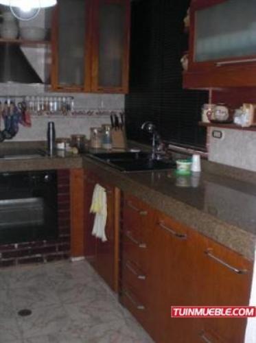 VENDO CÓMODO Y BELLO APARTAMENTO EN ZONA MUY SEGURA!!! 