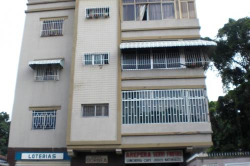 Venta Apartamento. Urb. Los Cedros