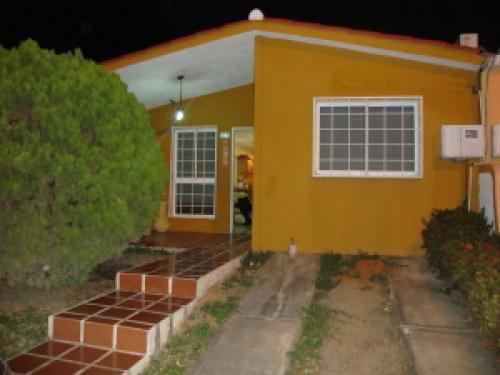 VENTA de bella CASA en CABUDARE 11-2298 