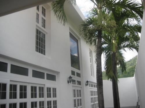 Amplia y Exclusiva Casa en Alquiler en Turmero,12000 BsF vendoyalquilotuinmueble