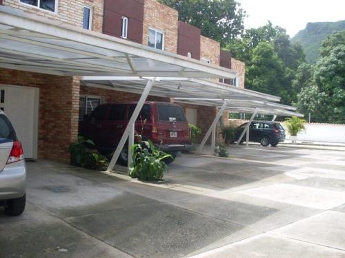 Hermoso Town House a Credito,cercano al Toro de Avenida Las Delicias,Maracay, vendoyalquilotuinmueble