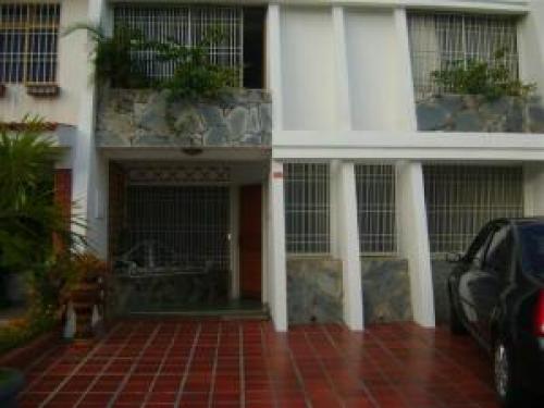 VENTA de CASA en BARQUISIMETO-SANTA ROSA